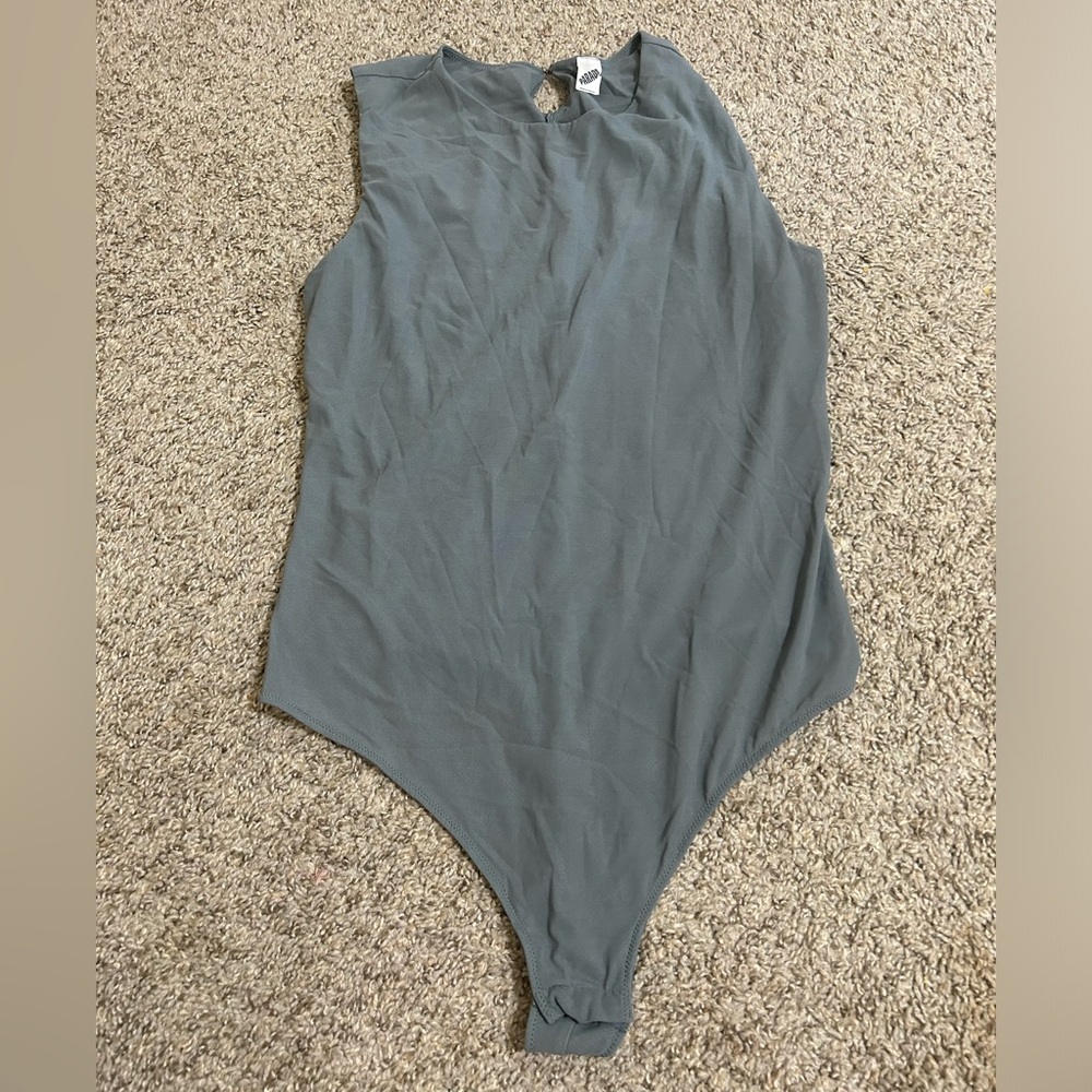 Parade Sleeveless Gray Mix Bodysuit Women's Snap Size Large Mesh Nylon Stretch